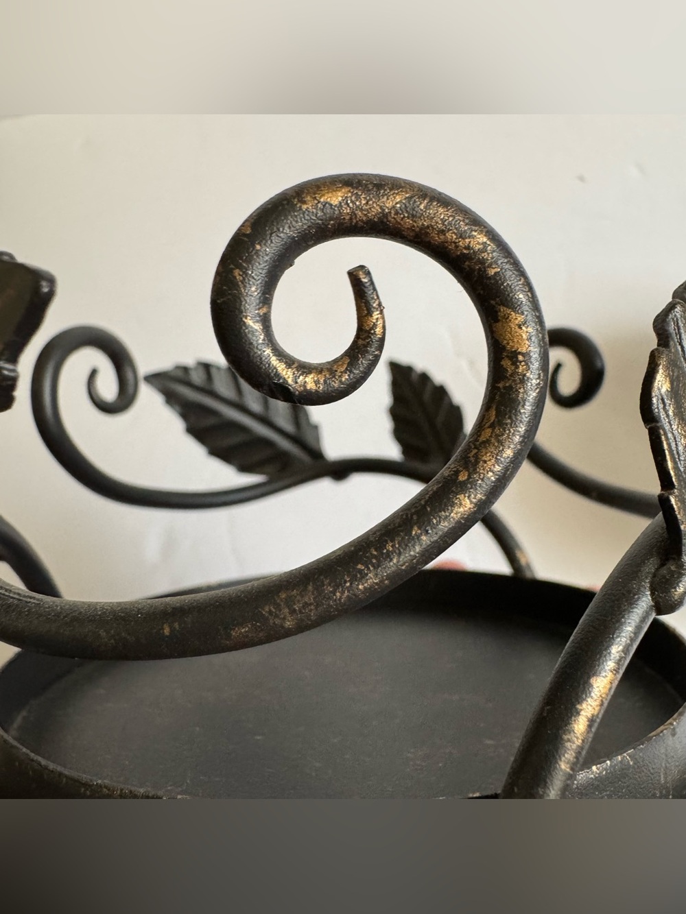 Longaberger Wrought Iron Bronze Leaf Pillar Candle Holders Pair Rustic Scroll - Picture 8 of 10